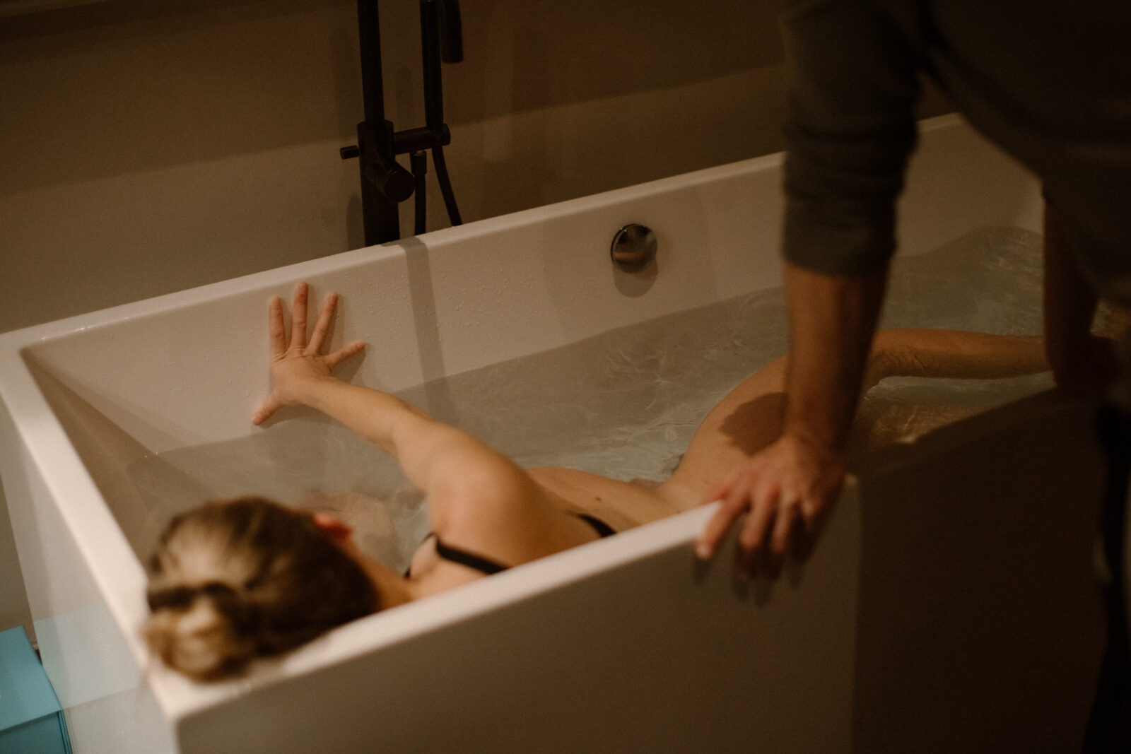 geboortefotografie, documentaire fotografie, geboortefotograaf, thuisbevalling