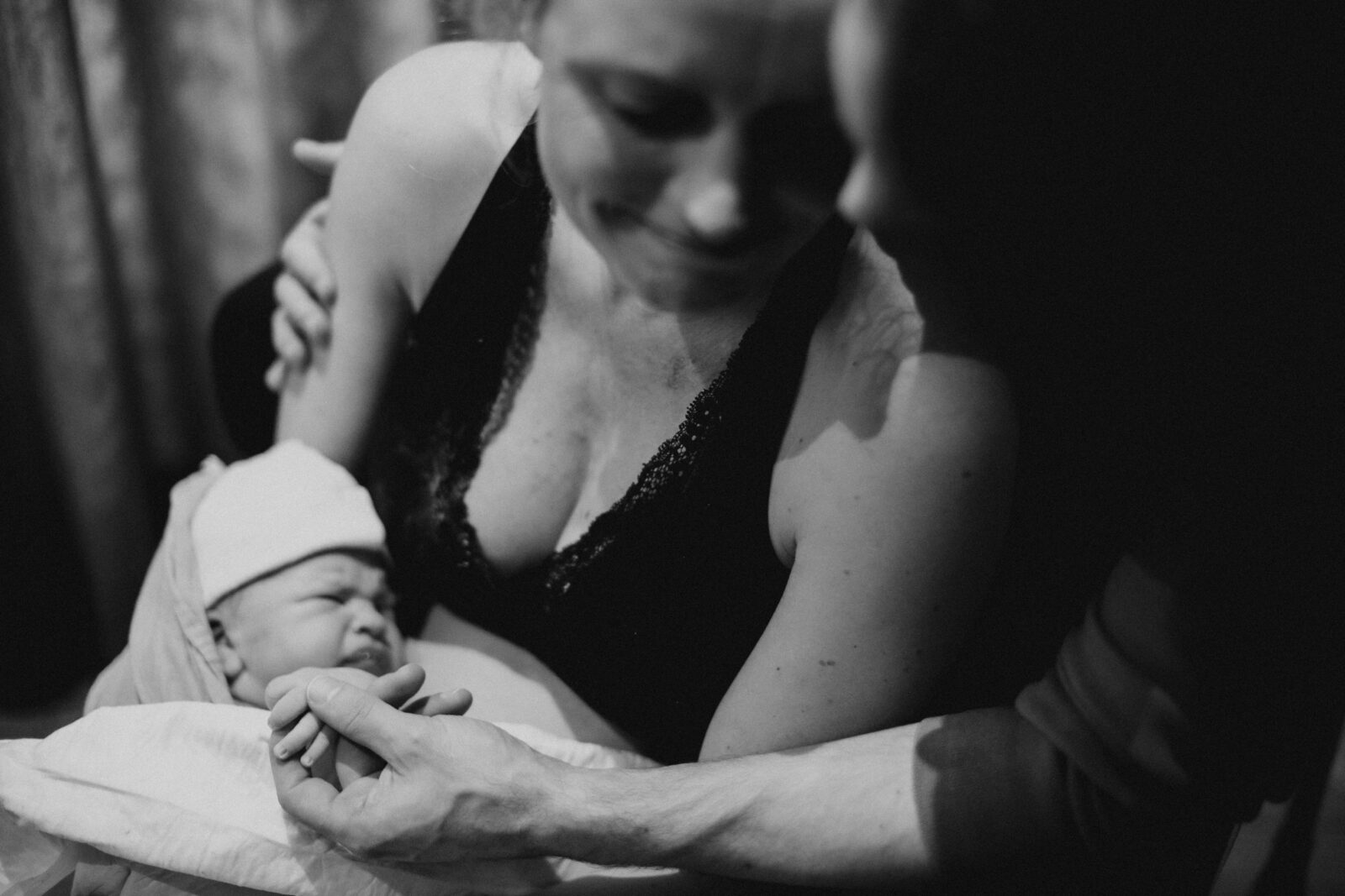 thuisbevalling, geboortefotografie, storytelling fotografie, documentaire fotografie, geboortefotograaf, geboorteverhaal