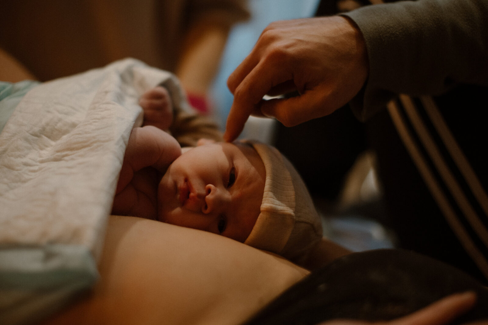 geboortefotografie, thuisbevalling, baby, newborn fotografie, geboortefotograaf