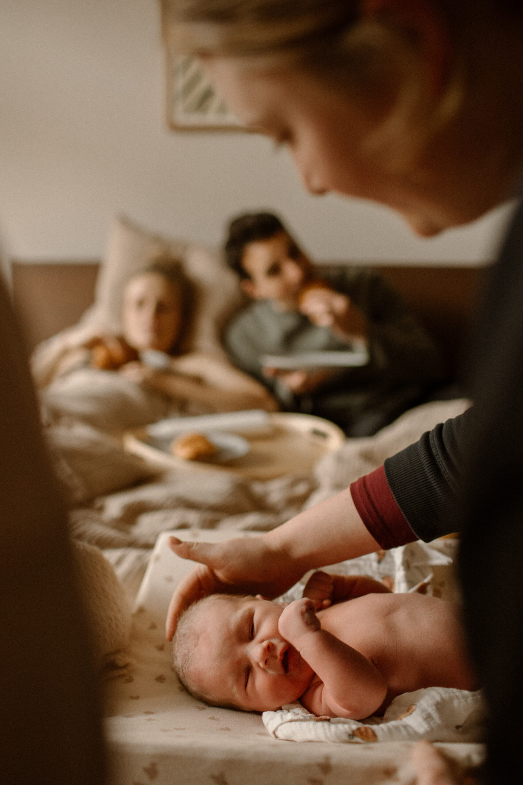 geboorteverhaal, geboortefotografie, thuisbevalling, documentaire fotografie, storytelling fotografie, geboortefotograaf